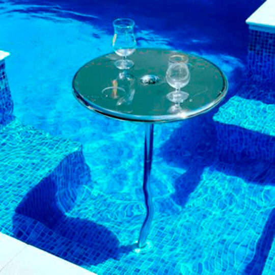 Mesa para piscina